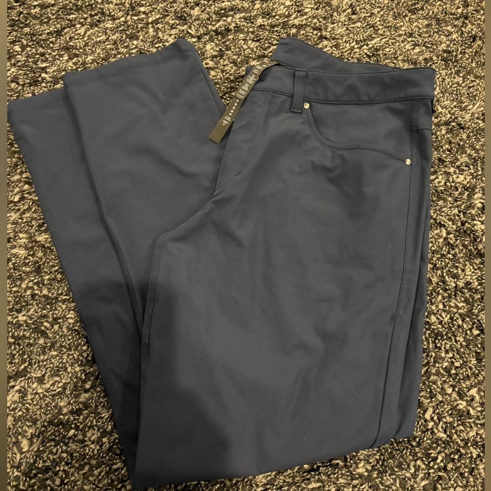 Lululemon men’s size 34 ABC pants navy blue